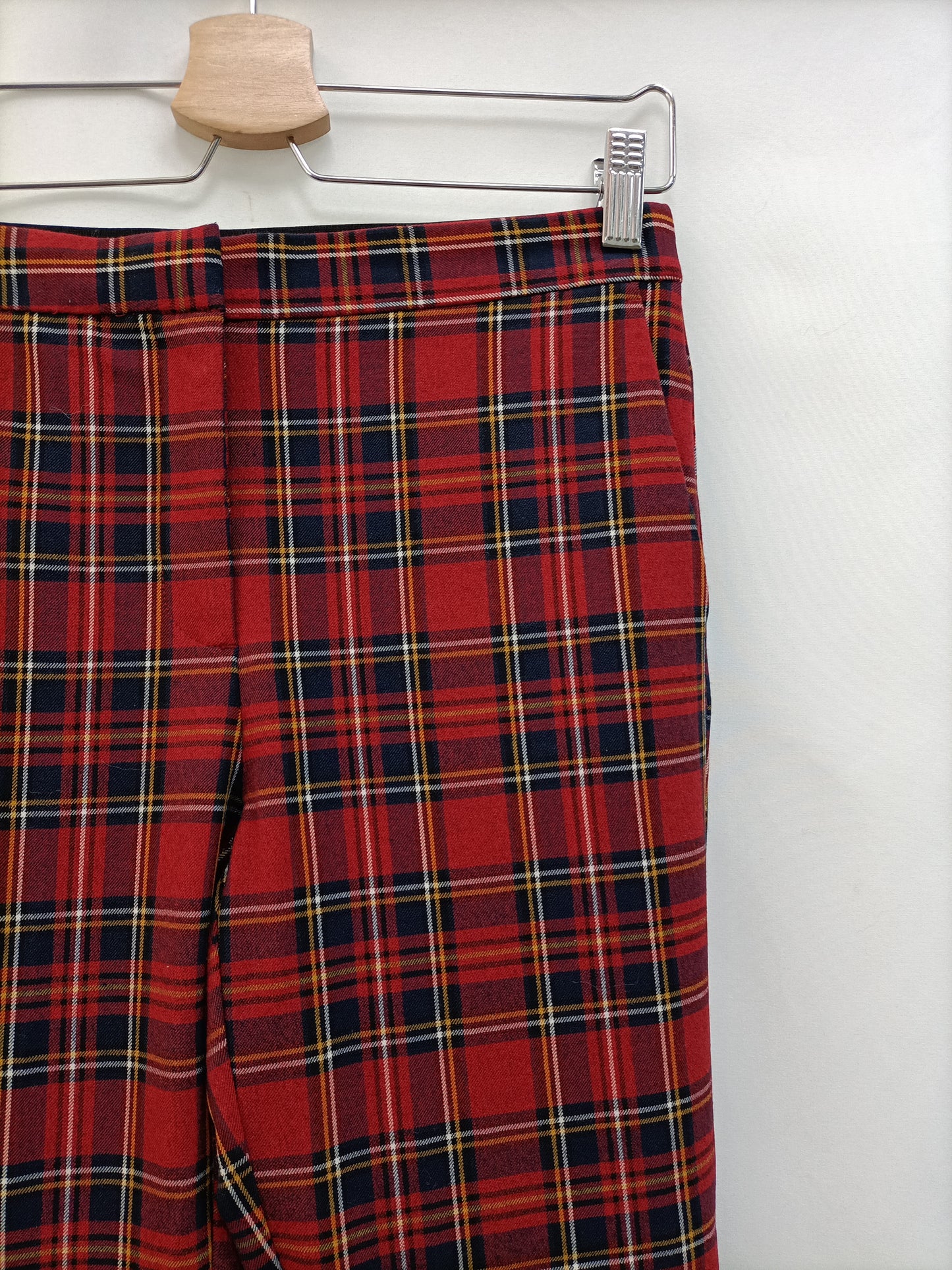 ZARA. Pantalón cuadros escoceses T.s