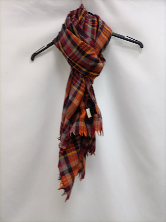 MANGO. Checkered scarf