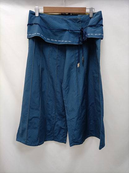 FRITTER. Total look blouse and pants Tm