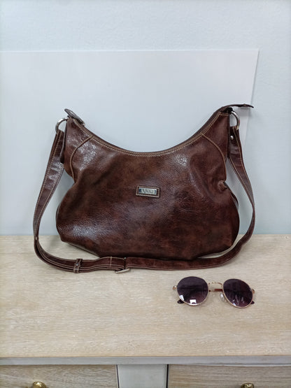 VAGG. Bolso marrón efecto piel