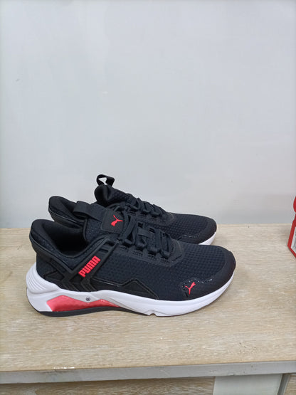 PUMA. Zapatillas negras T.36