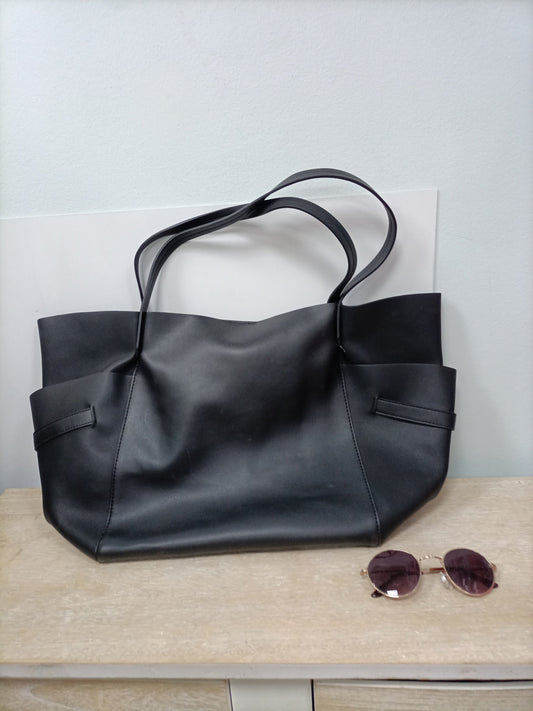 ZARA. Bolso shopper negro