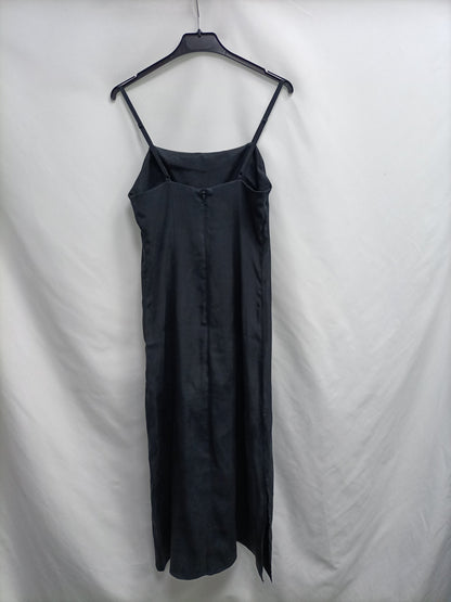 ZARA. Vestido negro lencero T.xs