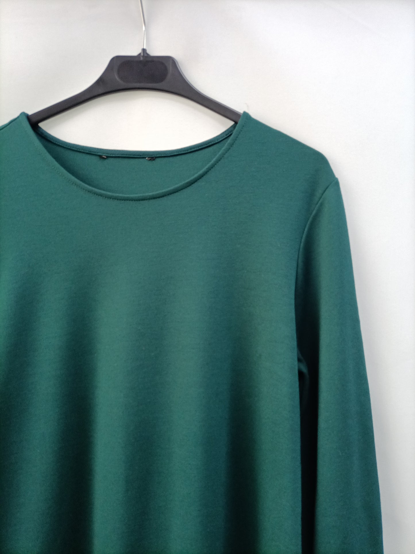 OTHERS. Stretchy green Tu(l) dress