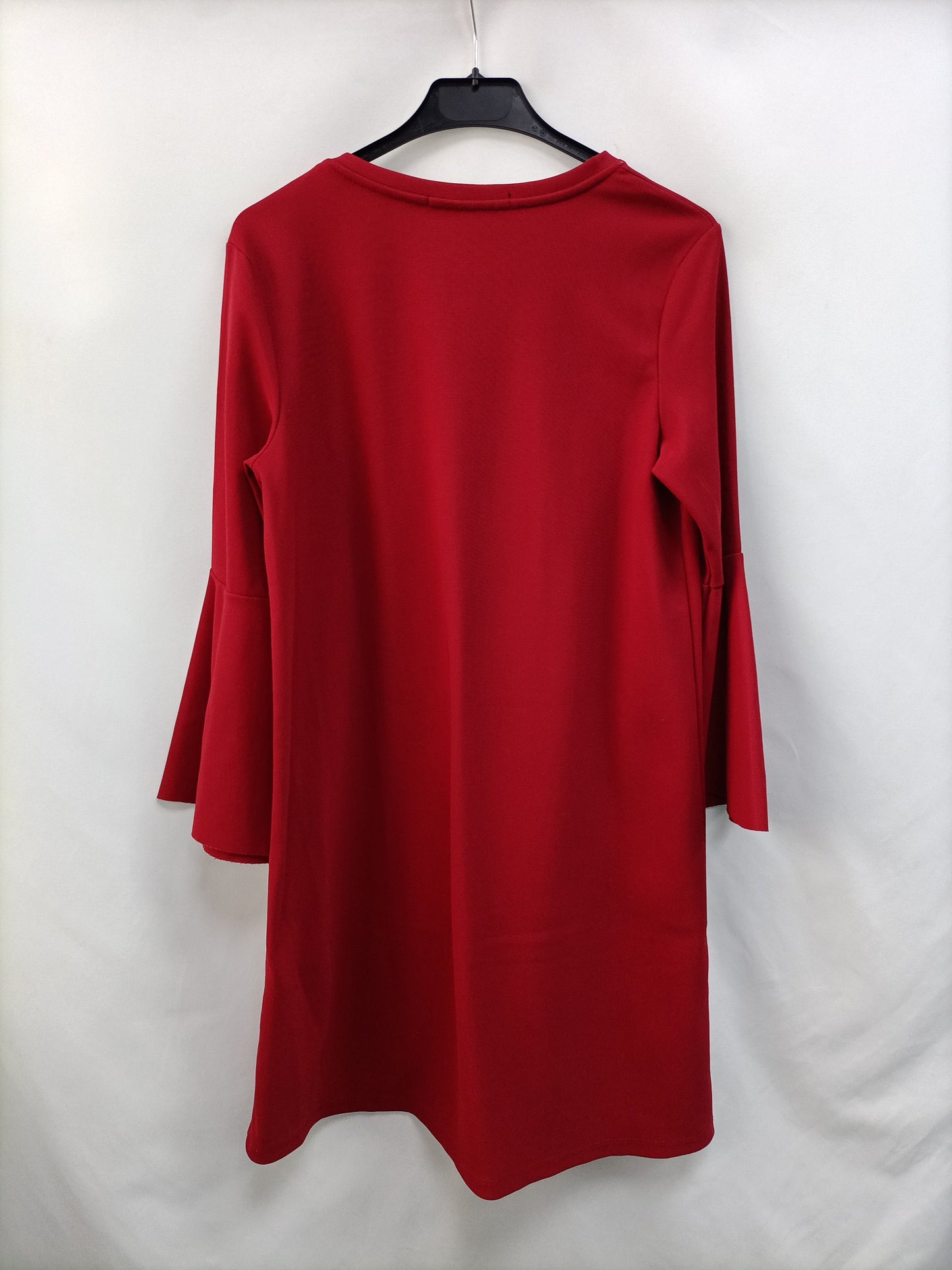 BERSHKA.Vestido punto burdeos T.M