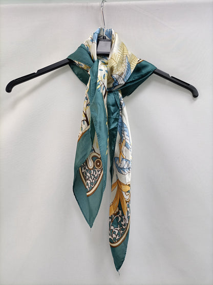 LOLITA.Pañuelo plantas