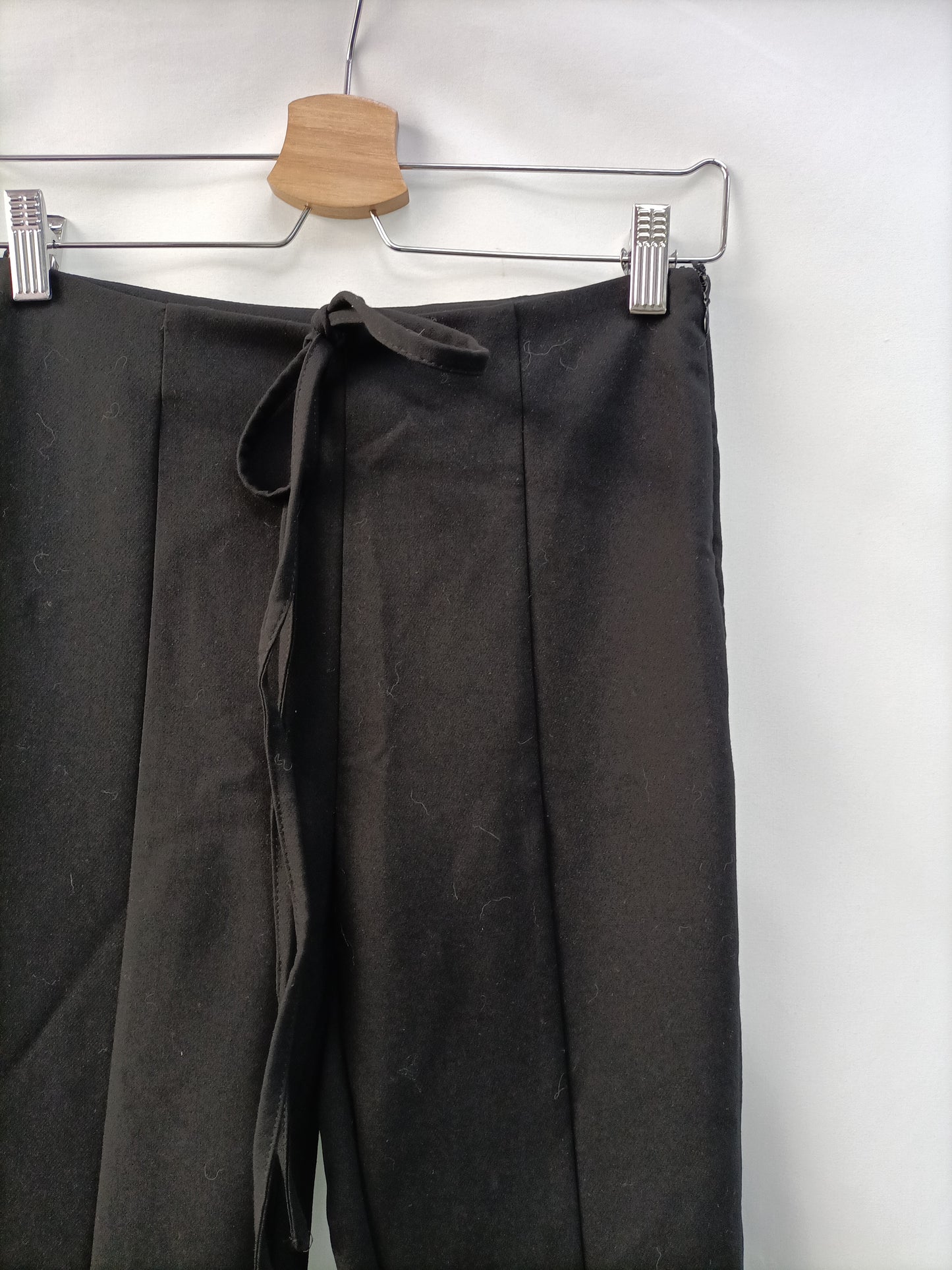 ZARA. Black flared trousers Ts