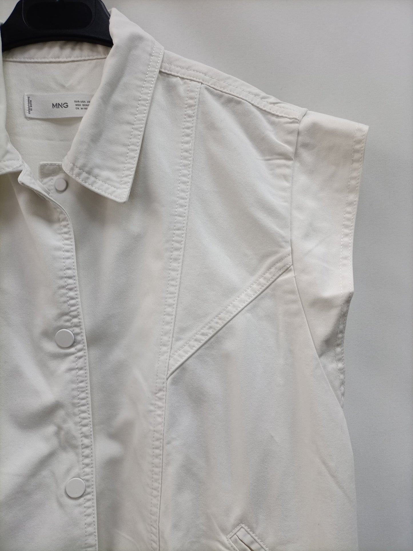 MarketMANGO.Chaleco blanco denim T.XS/S