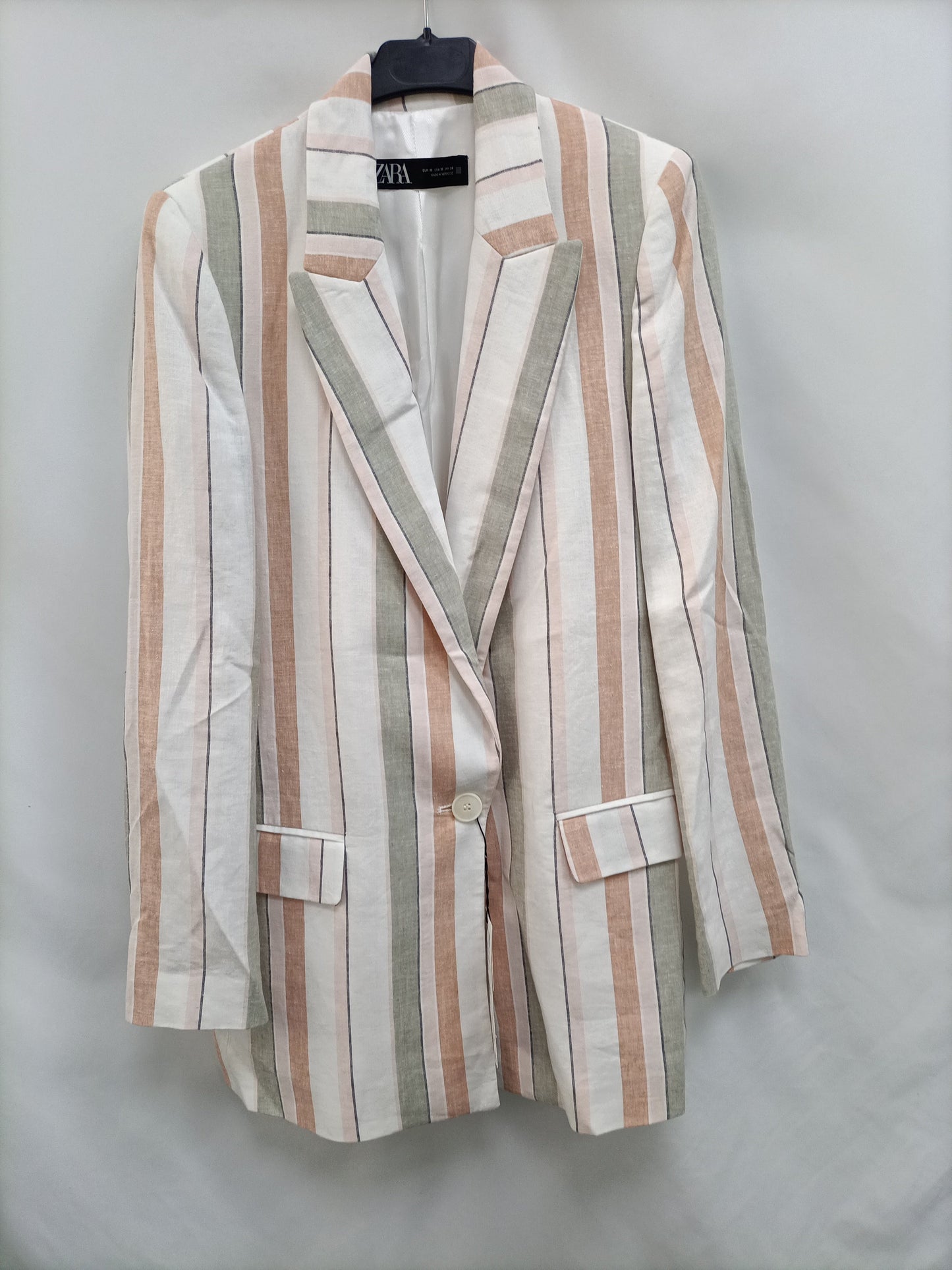 ZARA.Blazer lino rayas tonos pastel oversized T.XS