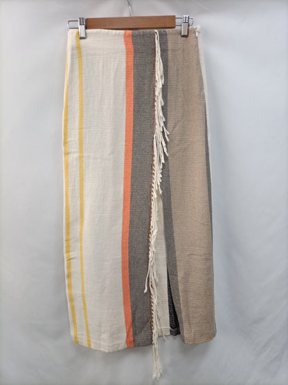 ZARA.Falda tipo pareo flecos T.s