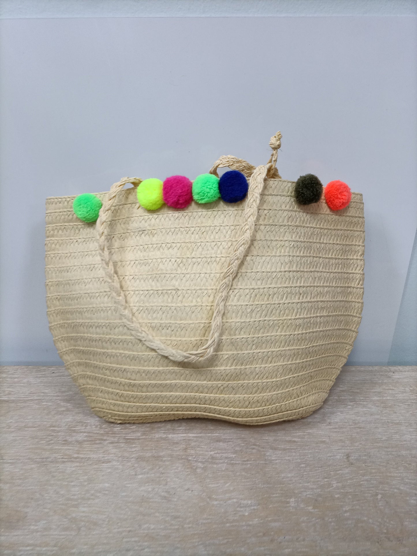 CREWCUTS.Bolso rafia pompón