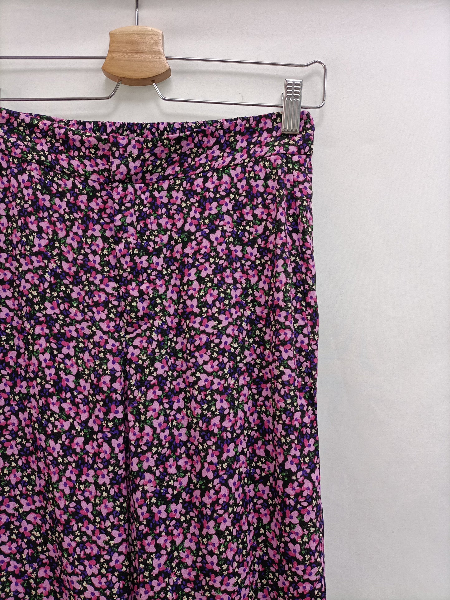 ZARA.Pantalones campana T.s