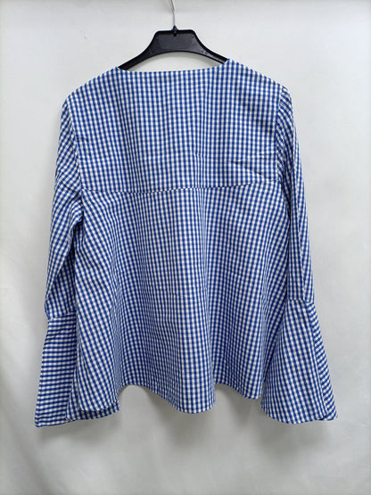 ZARA. Blusa blanca cuadros T.m