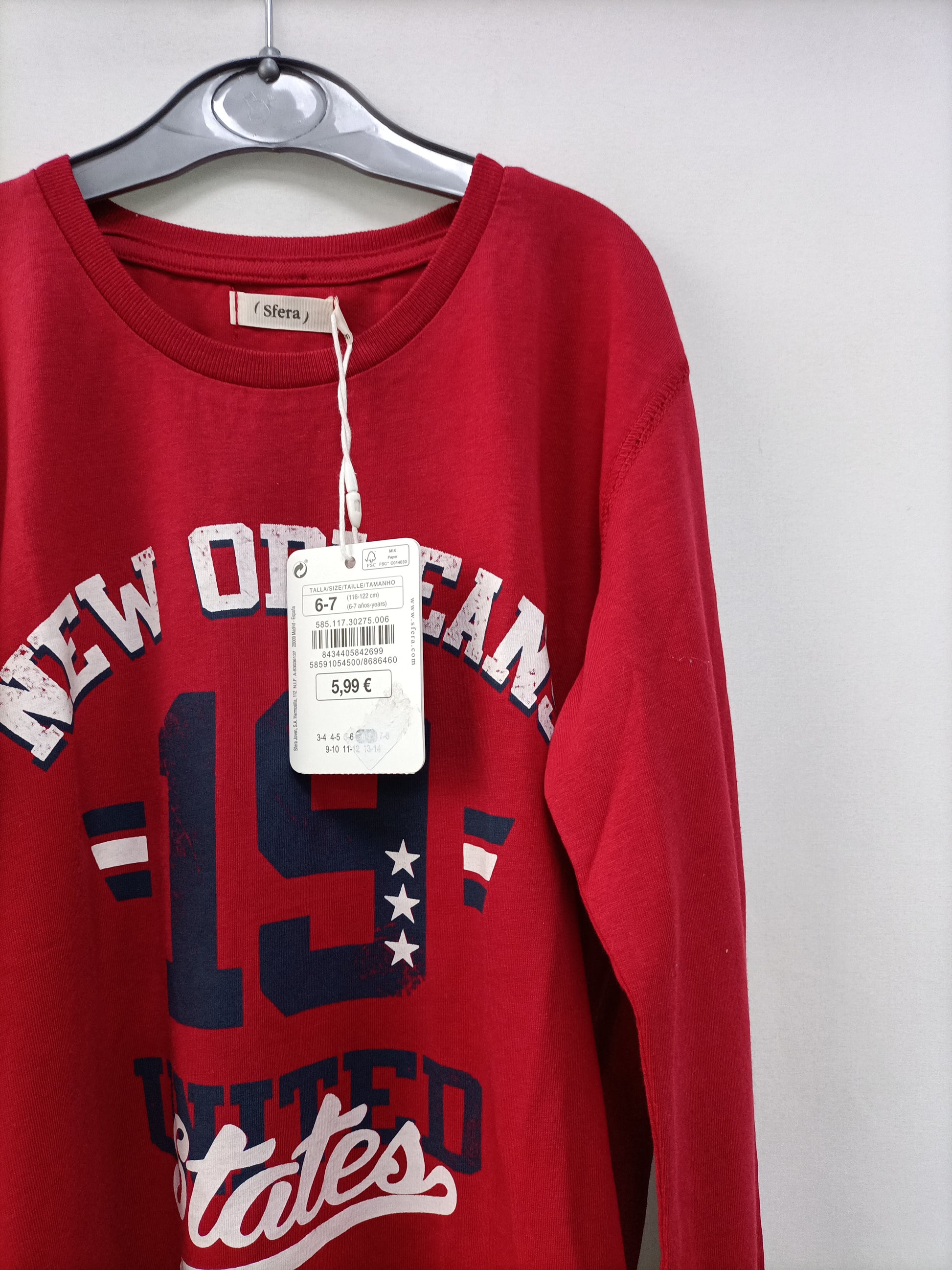 Camiseta roja letras años – Hibuy market - Main Image