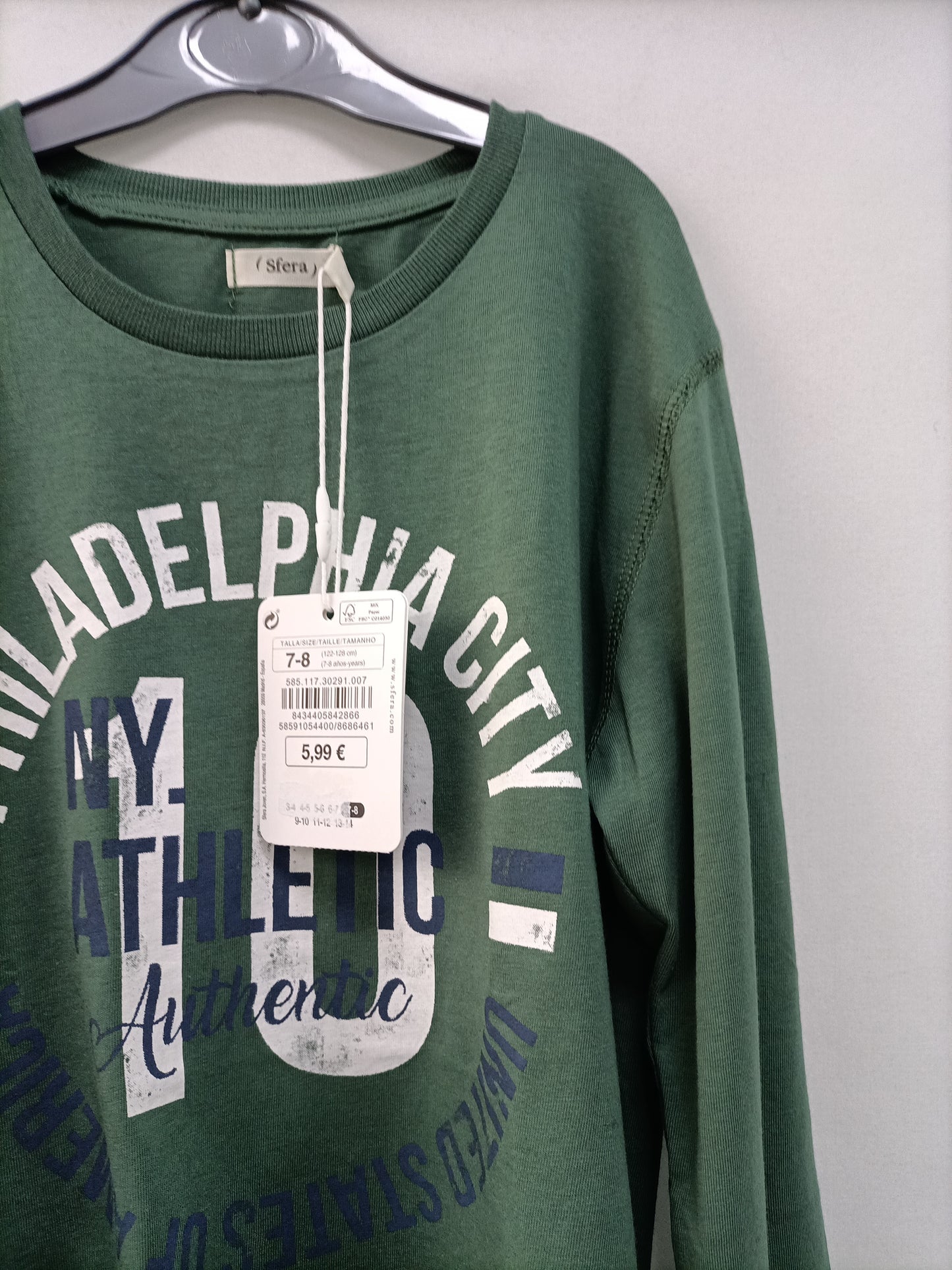 SFERA. Green letter T-shirt, size 7-8 years