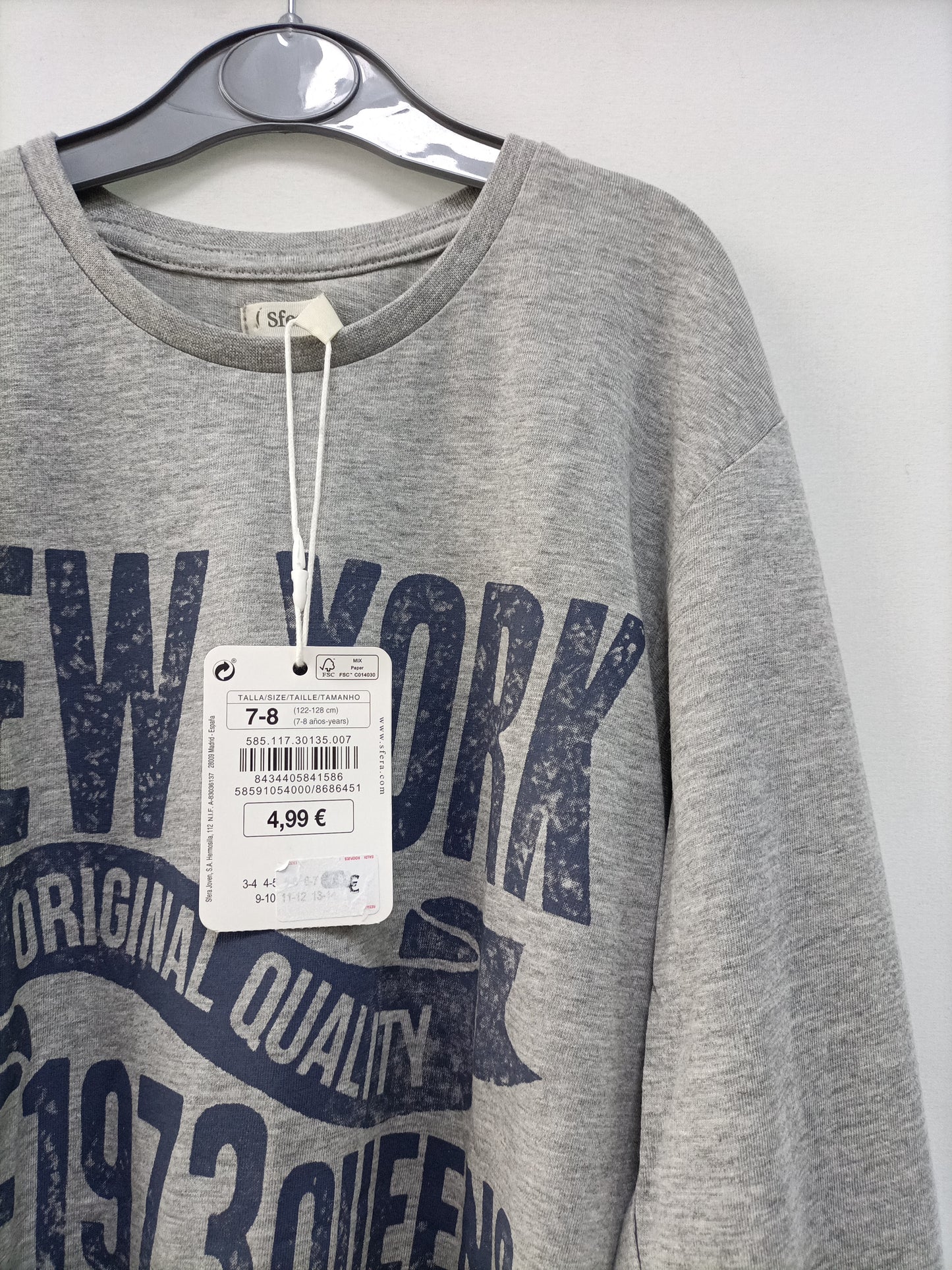 SFERA. Camiseta gris letras T.7-8 años