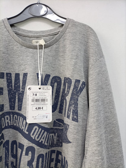 SFERA. Camiseta gris letras T.7-8 años
