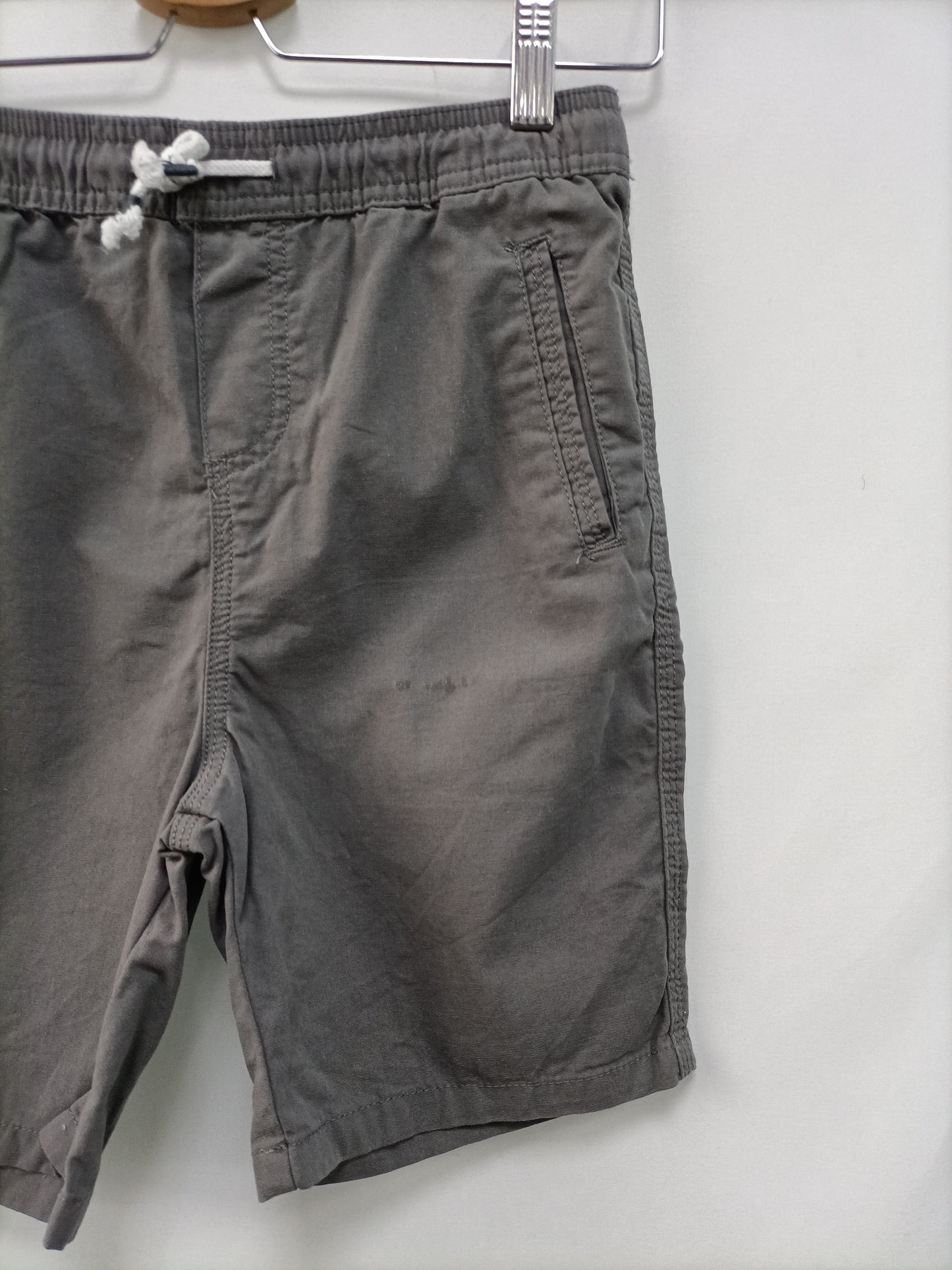 H&amp;M. Grey shorts, size 10-11 years