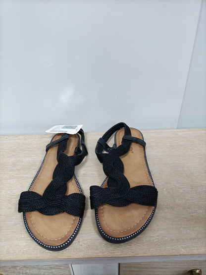 HUG&CLAU. Sandalias negras T.39