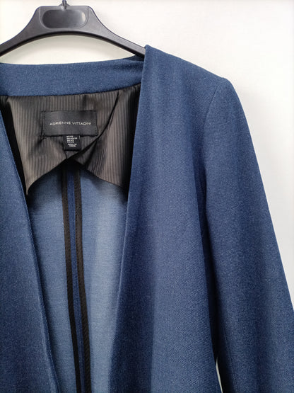 ADRIENNE VITTADINO. Blazer azul fluida T.xs