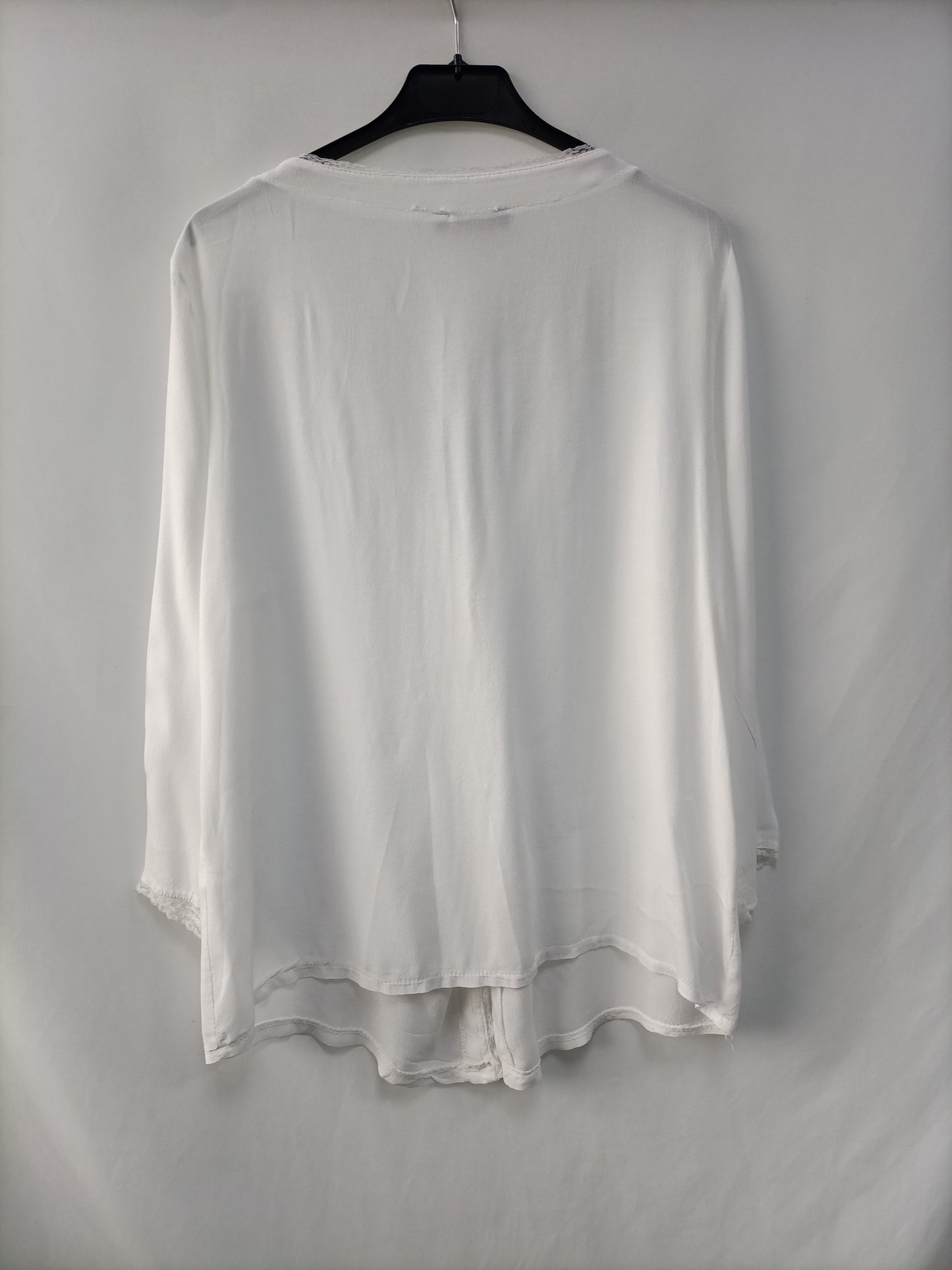 AZALEA. Blusa blanca fluida T.u(l)
