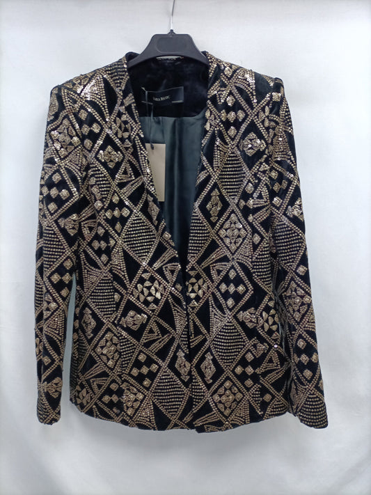 ZARA. Blazer negra de terciopelo y lentejuelas T.m