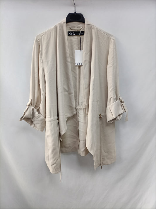ZARA. Parka fina beige T.m