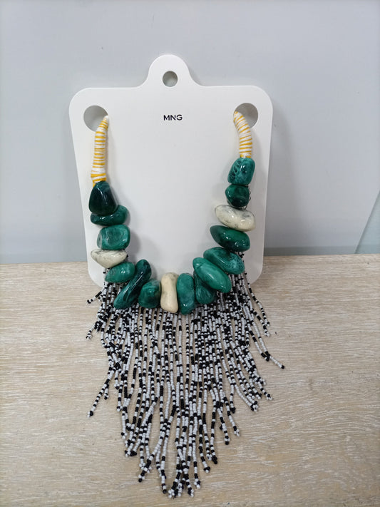 MANGO. Stone and bead necklace