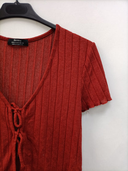 BERSHKA. Ribbed tile top Tm