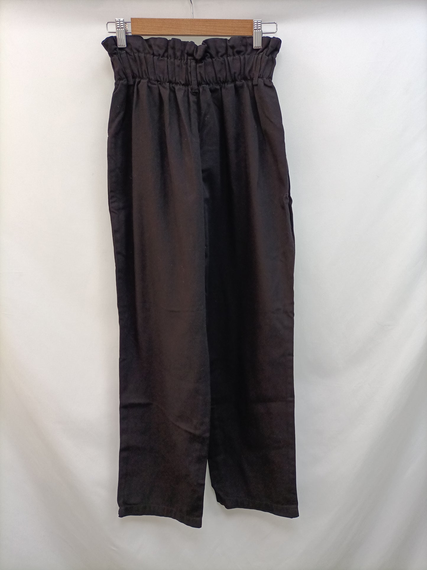 BERSHKA. Black slouchy trousers, size 38