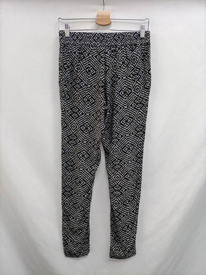 EASY WEAR. Pantalón fluido negro T.36