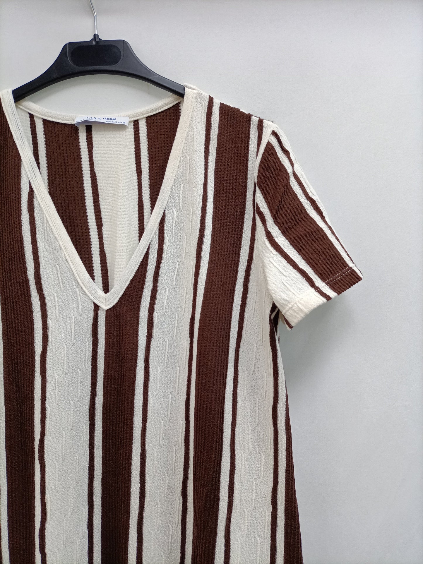 ZARA. Striped Ts midi dress