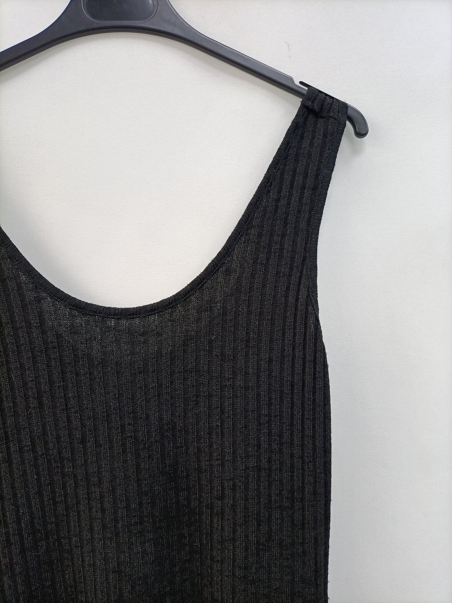 MANGO. Vestido negro punto   T.xs