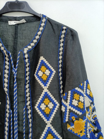 MANGO. Chaqueta negra bordada T.s