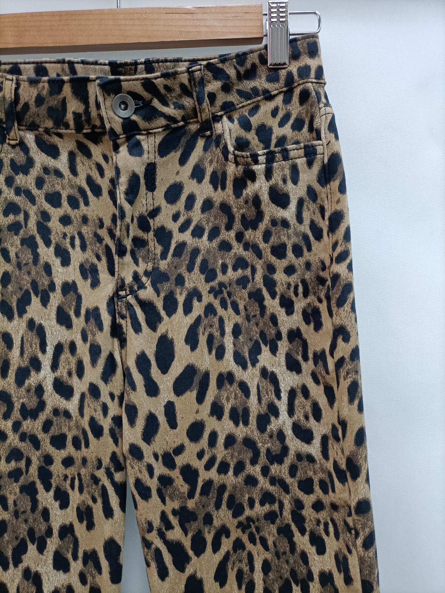 CALZEDONIA.Pantalones campana animal print T.m