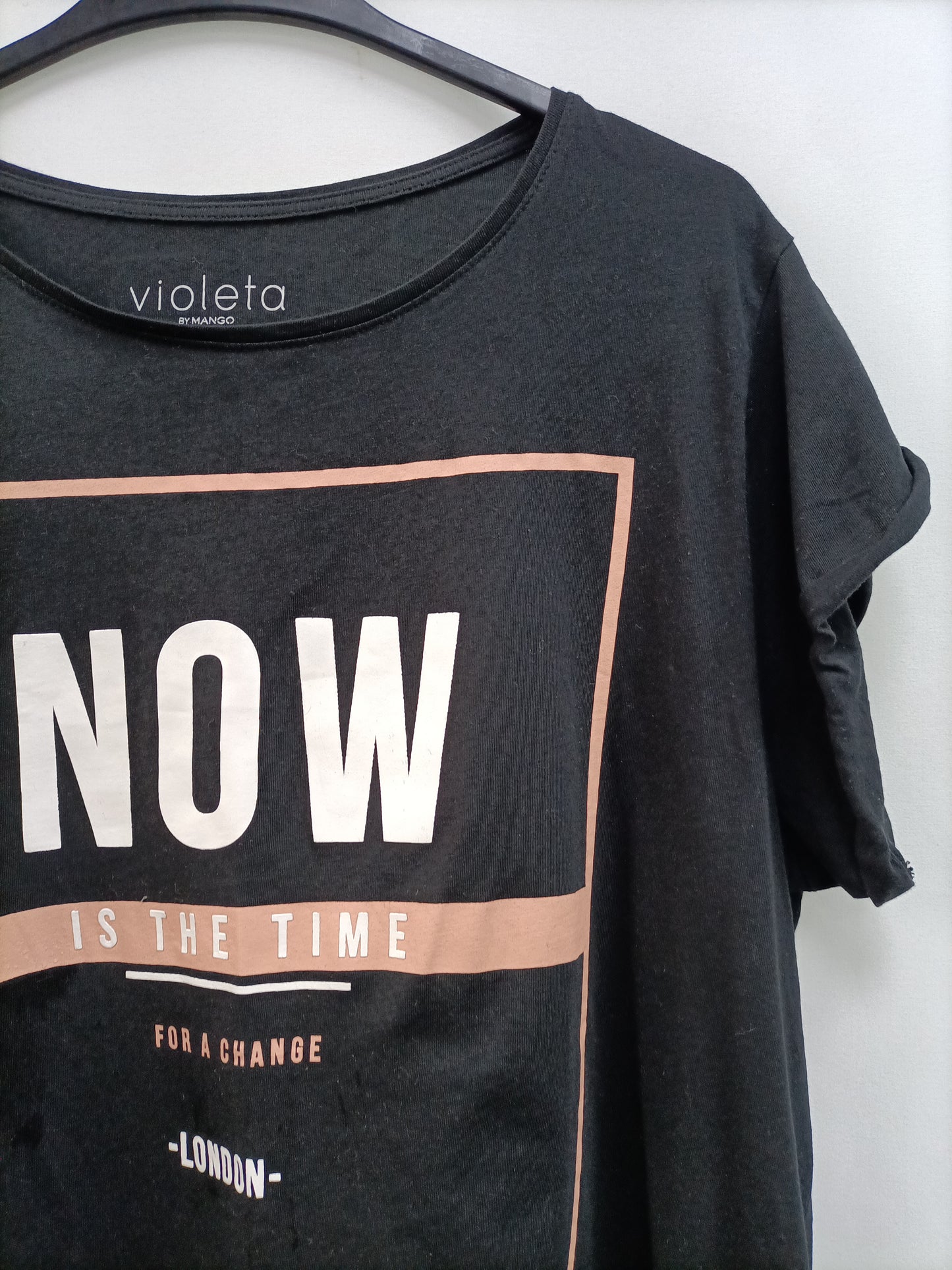 VIOLETA BY MANGO.Camiseta negra T.L