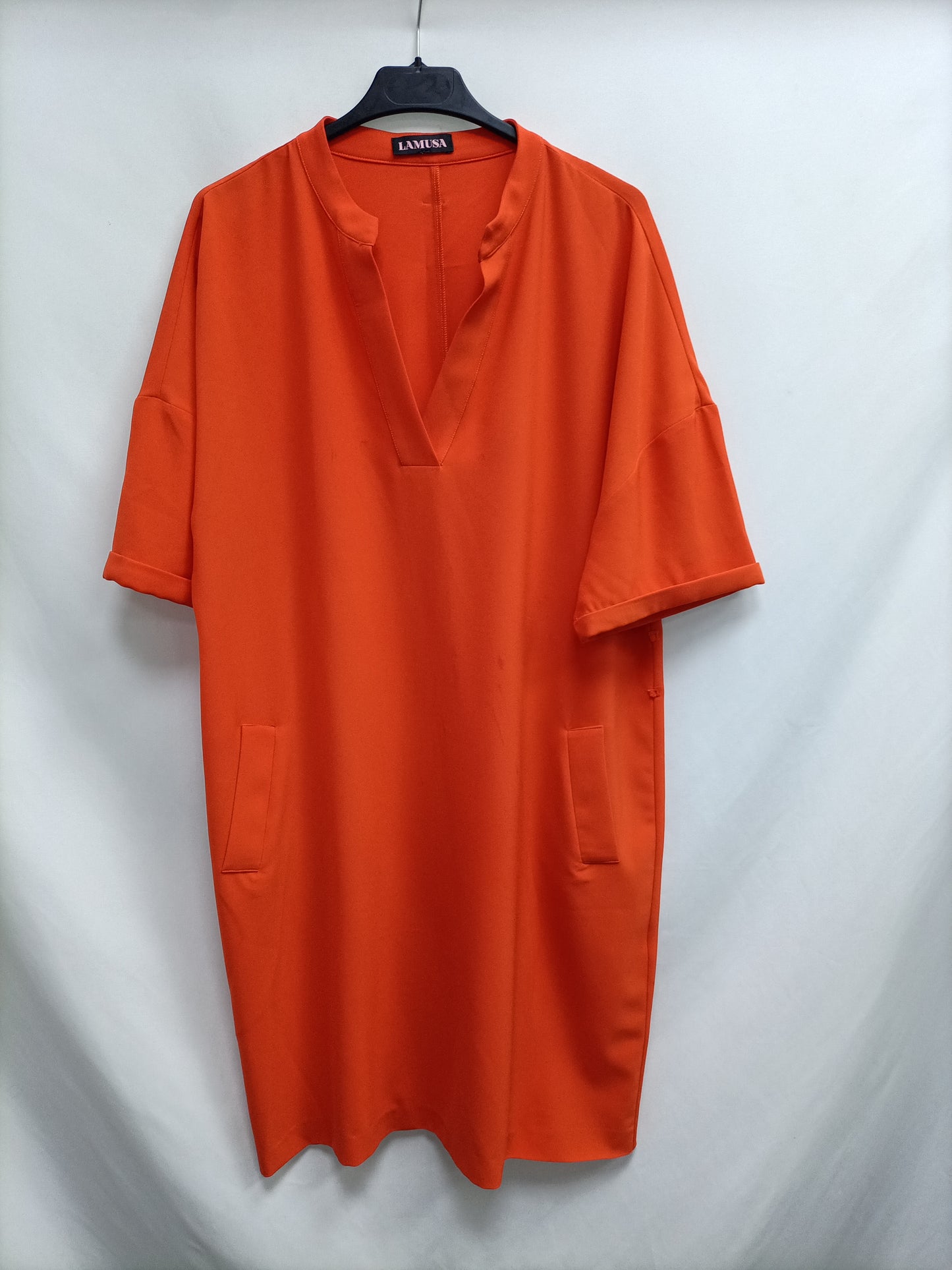 LAMUSA.Vestido corto naranja T.XL(tara)