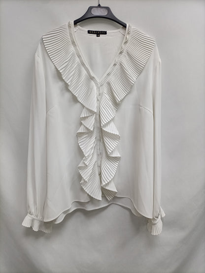 MERLETTI.Blusa blanca volantes T.46
