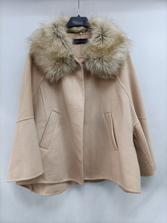 ZARA.Poncho beige T.L