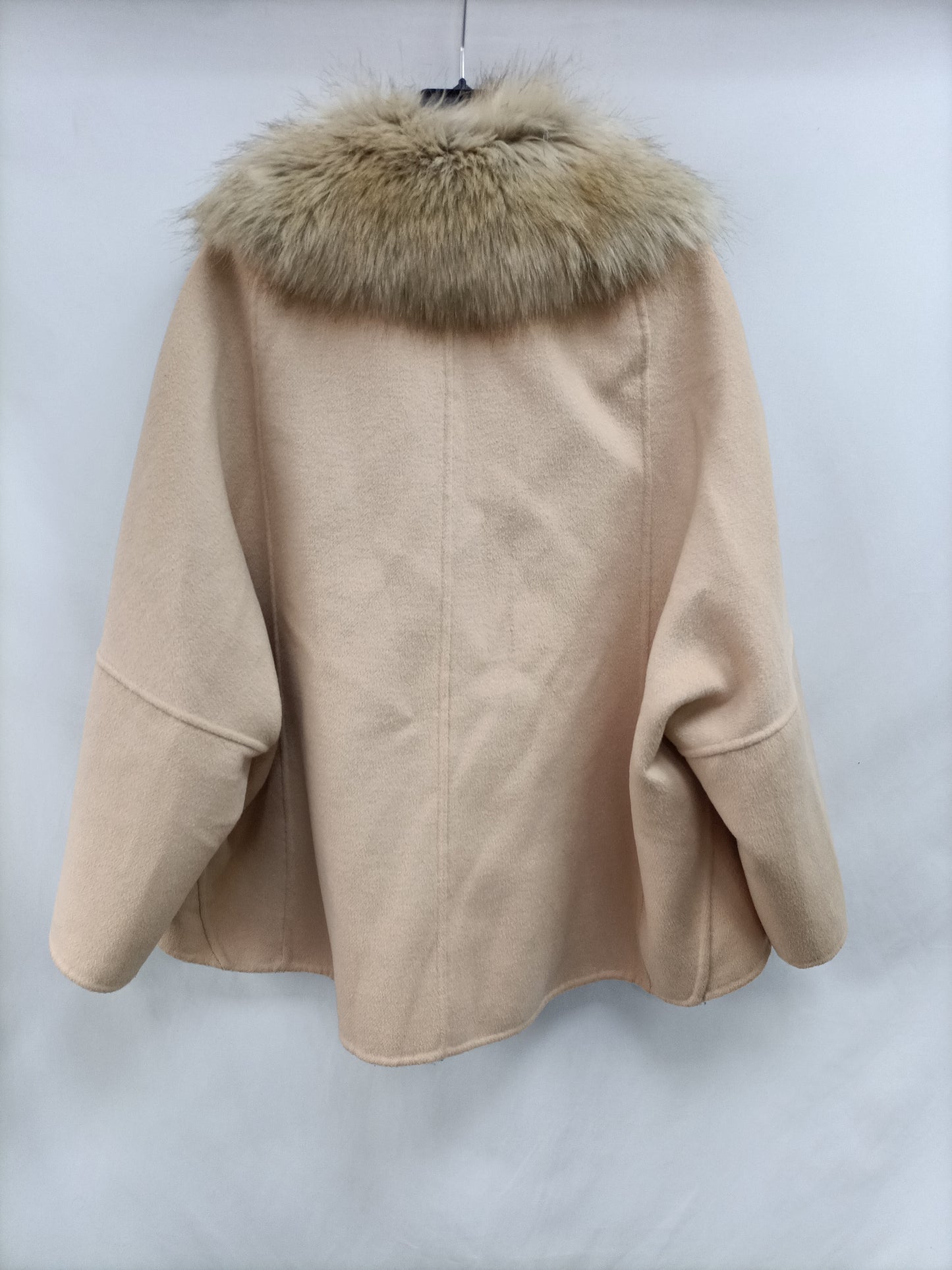ZARA. Beige poncho TL