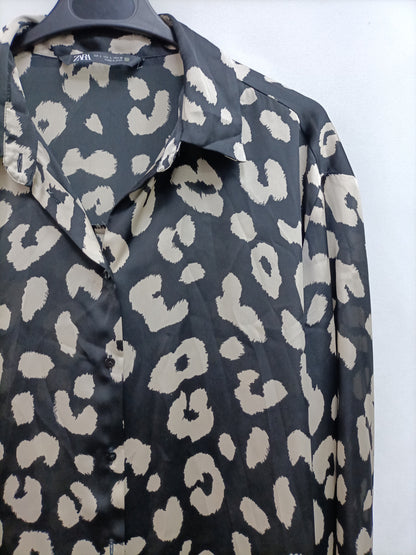 ZARA.Fluid animal print blouse TL