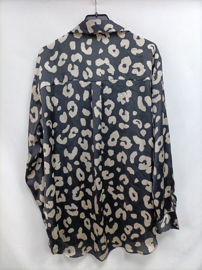 ZARA.Fluid animal print blouse TL