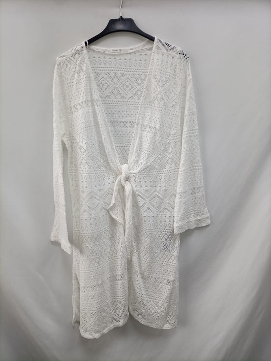 OYSHO. Top encaje blanco T.s/m