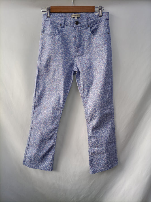 DANDARA. Pantalón denim flores T.38