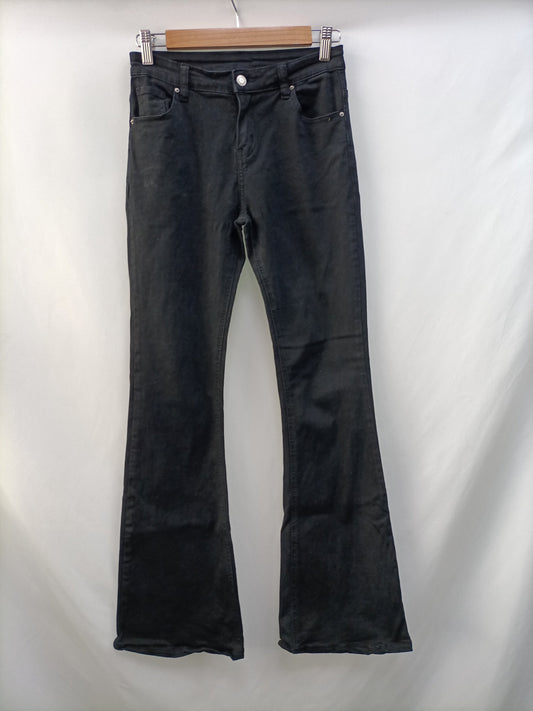 OTRAS. Pantalón negro campana T.m
