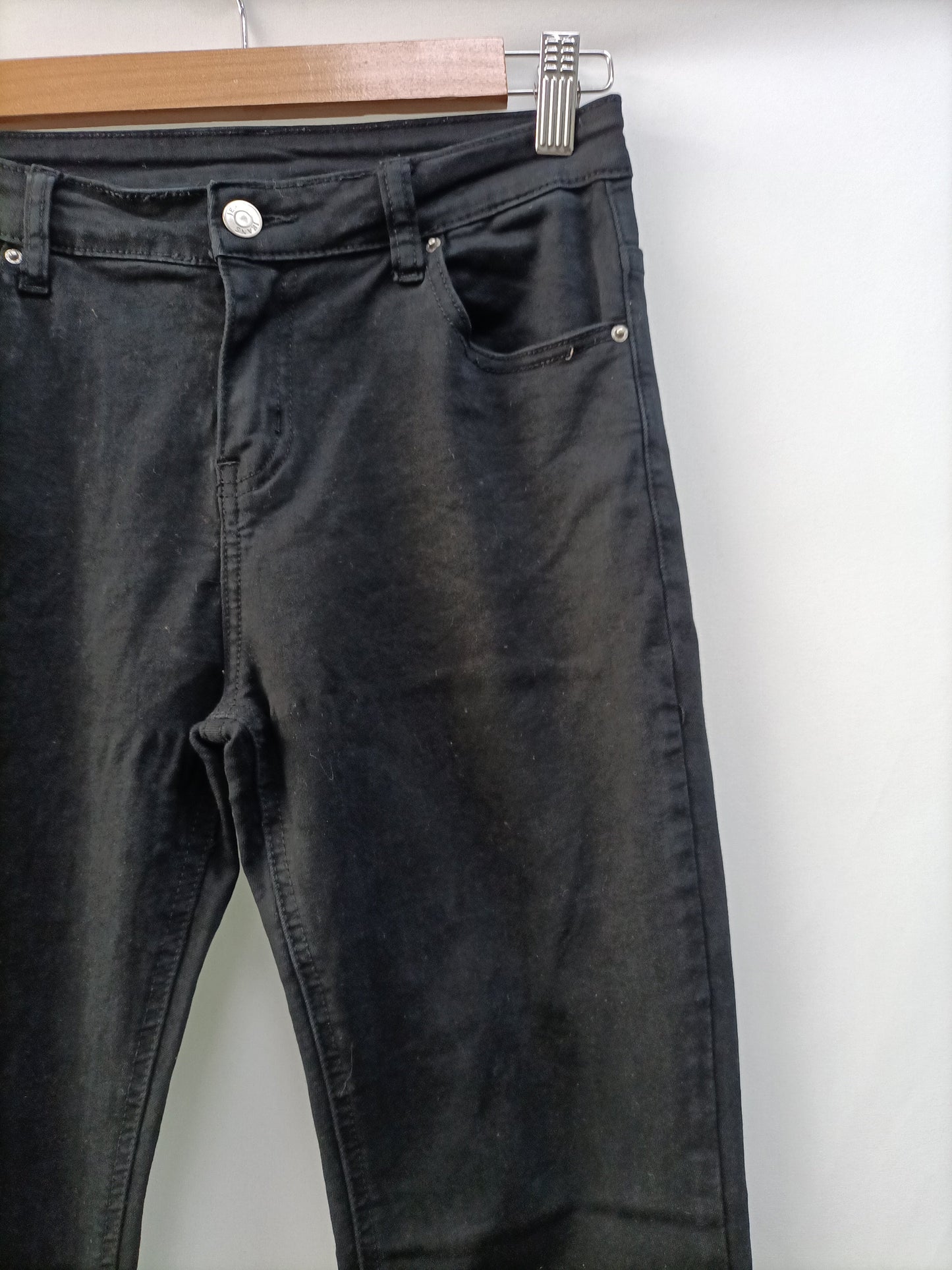 OTRAS. Pantalón negro campana T.m