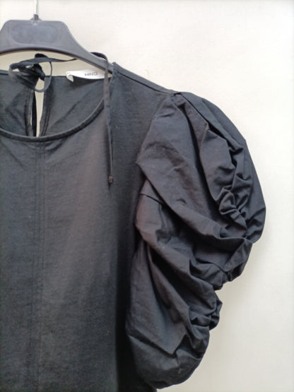 MANGO. Top negro mangas abullonadas T.s
