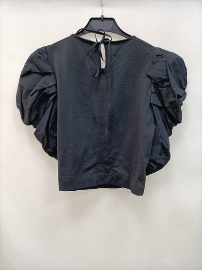 MANGO. Top negro mangas abullonadas T.s