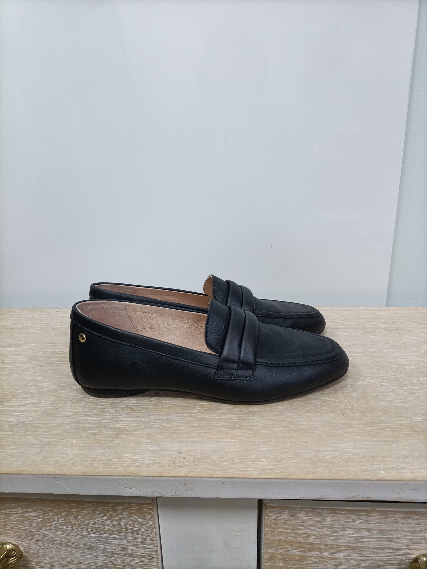 PICOLINOS. Mocasines negros T.37