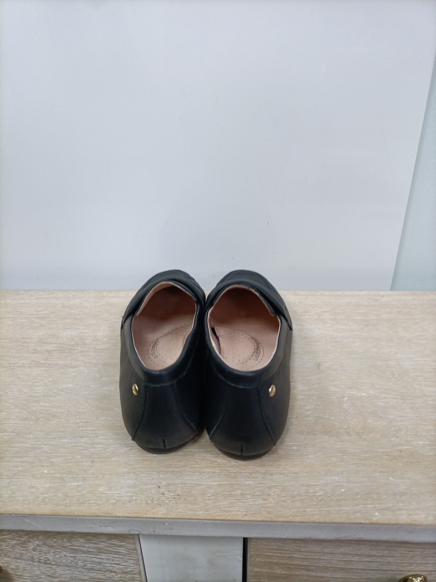 PICOLINOS. Mocasines negros T.37